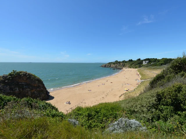 plage-des-jaunais-1.jpg