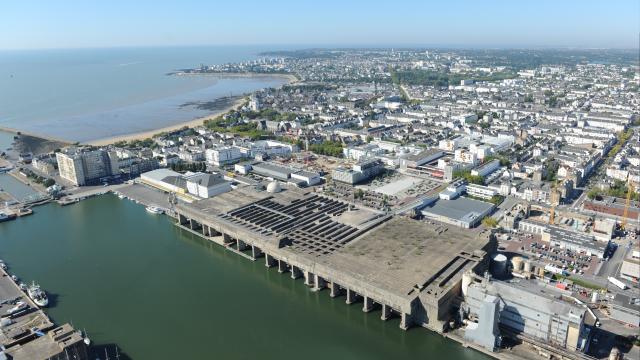 vue-arienne-base-sous-marine-de-st-nazaire-crdit-d-macel.jpg