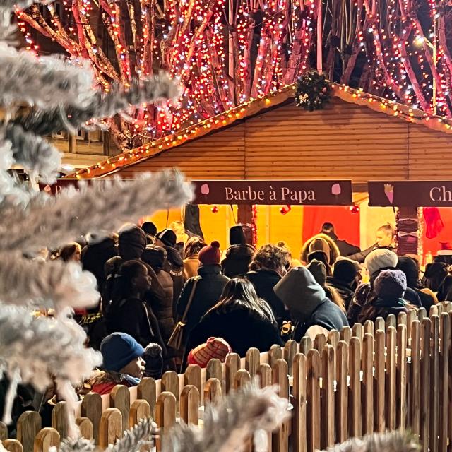 chalet Noël, marché de Noël Féeries de Saint-Nazaire