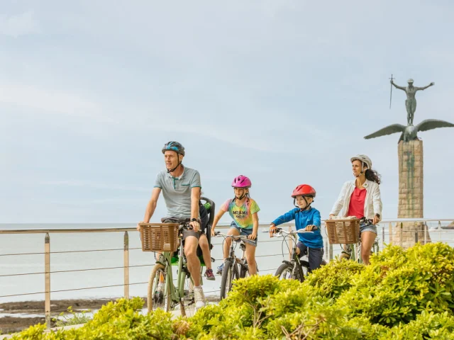 Balade à vélo sur le front de mer