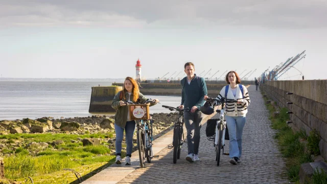 Balade à vélo sur la jetée ouest