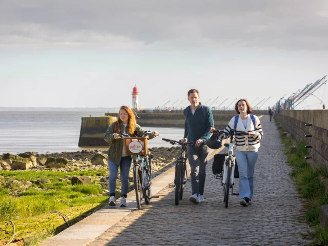 Balade à vélo sur la jetée ouest