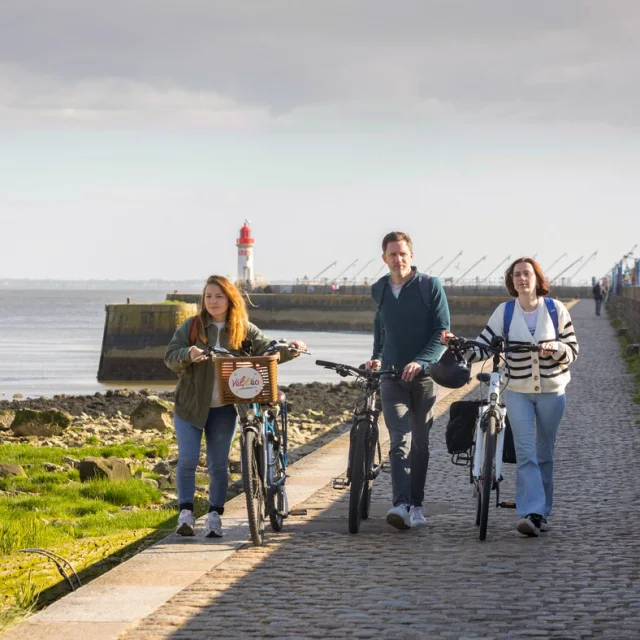 Balade à vélo sur la jetée ouest