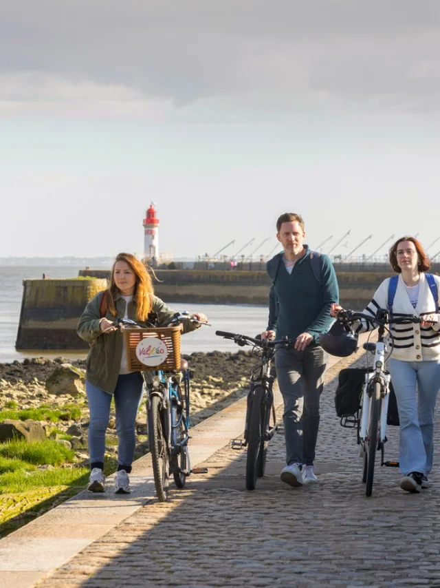 Balade à vélo sur la jetée ouest